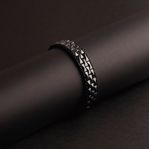 Piramit Kesim Parlak Füme Hematit Taşı Bileklik