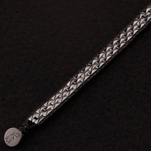 Piramit Kesim Parlak Füme Hematit Taşı Bileklik