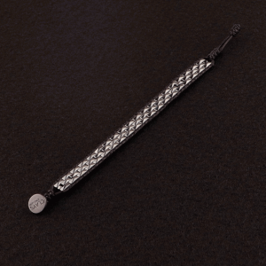 Piramit Kesim Parlak Füme Hematit Taşı Bileklik